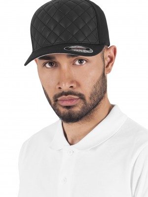 Шапка с коризка черна Diamond Quilted Flexfit