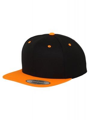 Шапка с козирка в черно Classic Snapback 2-Tone