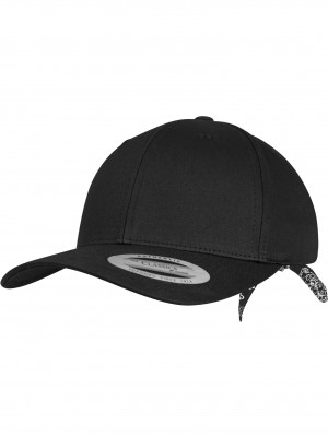 Шапка с козирка в черно Curved Bandana Tie Snapback  Шапка с козирка в черно Curved Bandana Tie Snapback