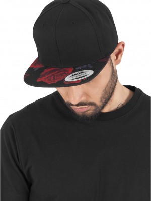 Шапка с козирка в черно Roses Snapback