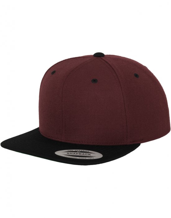 Шапка с козирка в кафяво Classic Snapback 2-Tone, Urban Classics, Шапки с козирка - Complex.bg