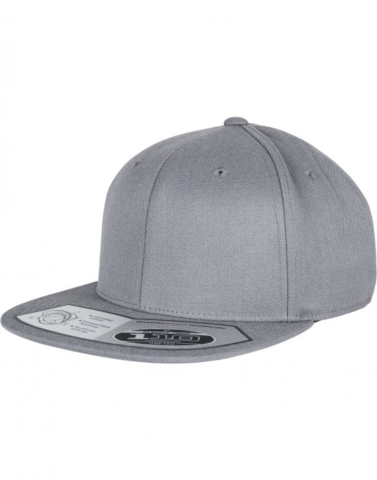 Шапка с козирка в сиво 110 Fitted Snapback, Urban Classics, Шапки с козирка - Complex.bg