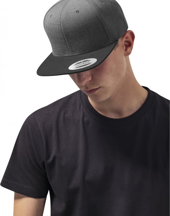 Шапка с козирка в сиво Classic Snapback 2-Tone, Urban Classics, Шапки с козирка - Complex.bg