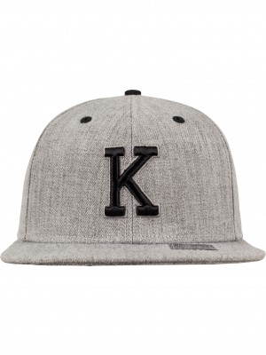 Шапка с козирка в сиво Letter Snapback K Шапка с козирка в сиво Letter Snapback K