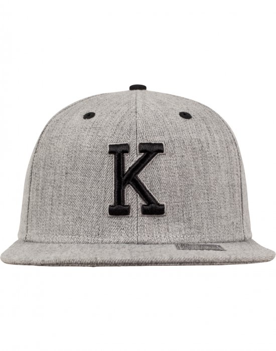 Шапка с козирка в сиво Letter Snapback K, Urban Classics, Шапки с козирка - Complex.bg