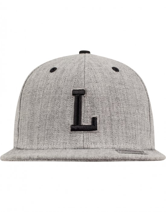 Шапка с козирка в сиво Letter Snapback L, Urban Classics, Шапки с козирка - Complex.bg