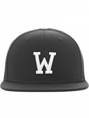 Шапка с козирка в сиво Letter Snapback W Шапка с козирка в сиво Letter Snapback W