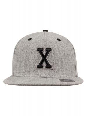 Шапка с козирка в сиво Letter Snapback X 