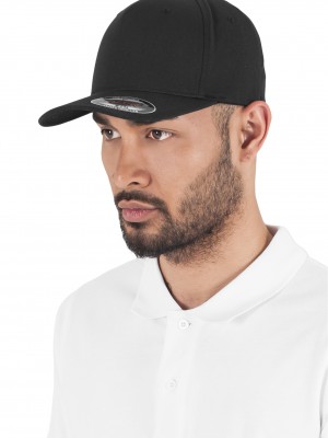 Спортна шапка с козирка черна Flexfit 5