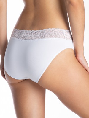 2 броя бели бикини в големи размери- 400