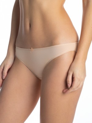 Мини бикини в бежов цвят в пакет от 3 броя-400