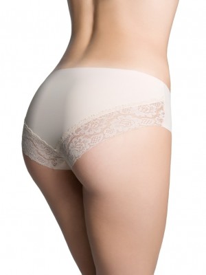 Безшевни бикини в бежов цвят