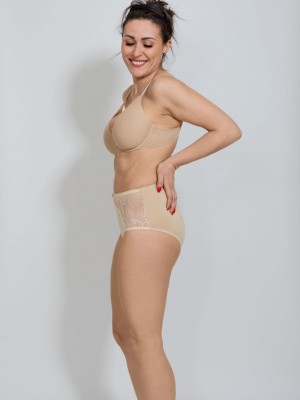 Бикини с висока талия и дантела в бежов цвят AGA Бикини с висока талия и дантела в бежов цвят AGA