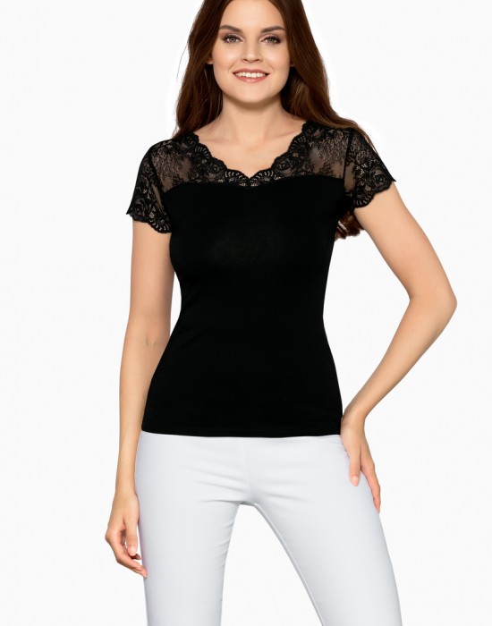 Дамска блуза с къс ръкав в черен цвят GISELLE, Babell, Дрехи - Complex.bg