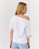 Широка дамска блуза с къс ръкав в бял цвят 0559, FASARDI, Блузи / Топове - Complex.bg