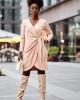 Елегантна рокля с дълъг ръкав в бежов цвят FK623, FASARDI, Къси рокли - Complex.bg