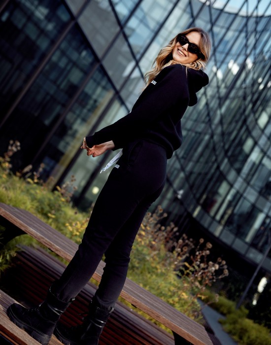 Спортен дамски комплект в черен цвят FI729, FASARDI, Спортно облекло - Complex.bg