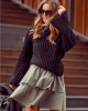 Широк дамски пуловер в черен цвят 321110, FASARDI, Пуловери - Complex.bg
