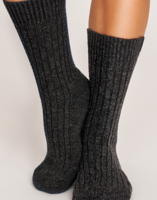 Вълнени дамски чорапи в цвят графит SW001, NOVITI, Къси чорапи - Complex.bg