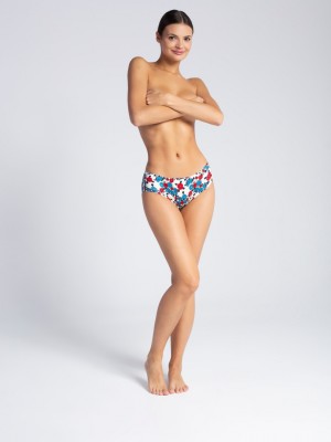 Класически бикини в бял цвят 03