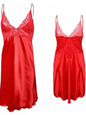 Сатенена нощница с тънки презрамки в червен цвят WIRYDIANA Сатенена нощница с тънки презрамки в червен цвят WIRYDIANA