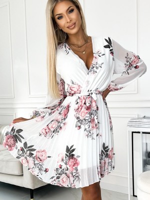 Ефирна рокля с плисета в бял цвят 415-2