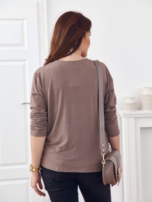 Дамска бежова блуза в големи размери FG561