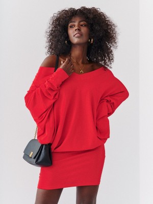 Къса рокля с дълъг ръкав в червен цвят FG632