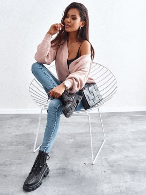 Дамска къса жилетка в розов цвят 3218450 