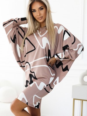 Широка рокля с дълги ръкави в бежов цвят 402-8