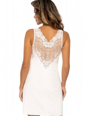 Kristina нощница в екрю Kristina нощница в екрю