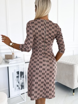 Къса дамска рокля в бежов цвят 420-3