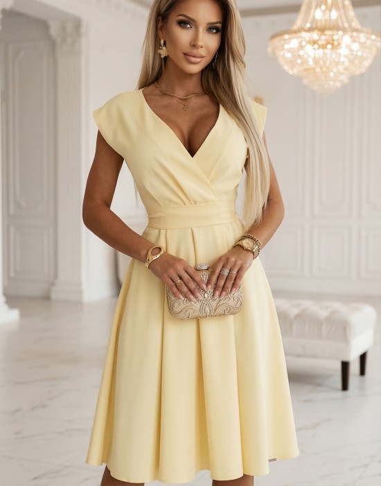 Разкроена миди рокля в жълт цвят, модел 348-13.