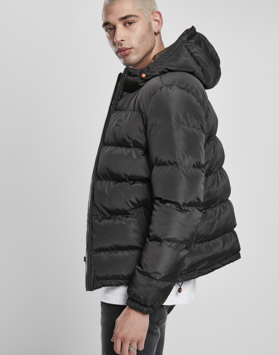 Двулицево мъжко яке в камуфлажен цвят от Urban Classics Reversible Hooded Puffer 