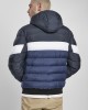 Мъжко яке в тъмносиньо от Urban Classics Colorblock Bubble 