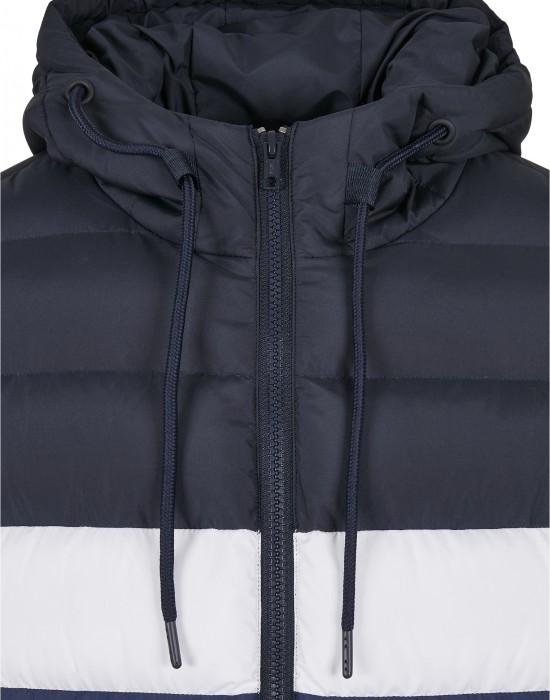 Мъжко яке в тъмносиньо от Urban Classics Colorblock Bubble 