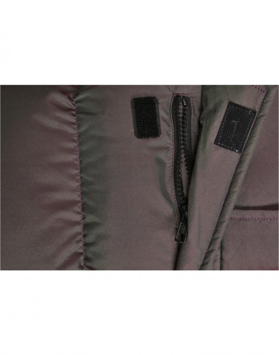 Мъжко зимно яке Urban Classics Shimmering Pull Over в сребрист цвят
