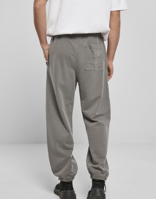 Мъжко долнище в сив цвят Urban Classics Overdyed 