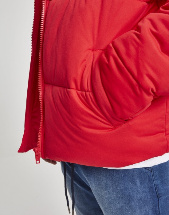 Мъжко яке в червено от Urban Classics Boxy Puffer