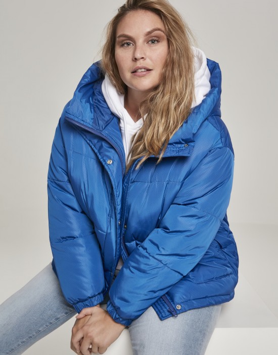 Дамско яке в синьо Urban Classics Ladies Oversized Hooded Puffer 