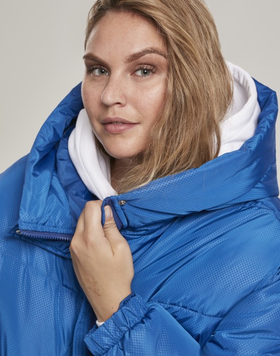Дамско яке в синьо Urban Classics Ladies Oversized Hooded Puffer 