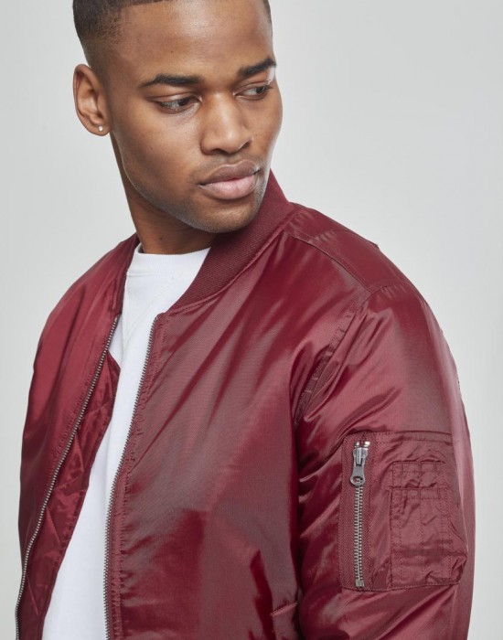 Мъжко яке тип бомбър Urban Classics burgundy в бордо