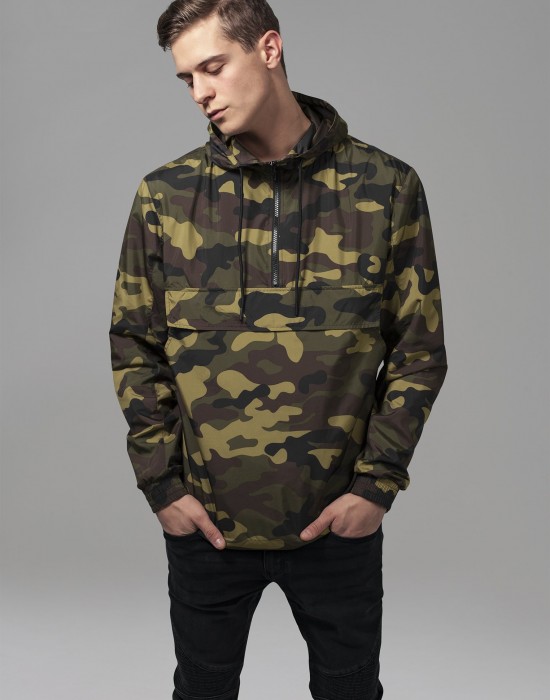 Мъжко яке ветровка в камуфлаж Urban Classics woodcamo