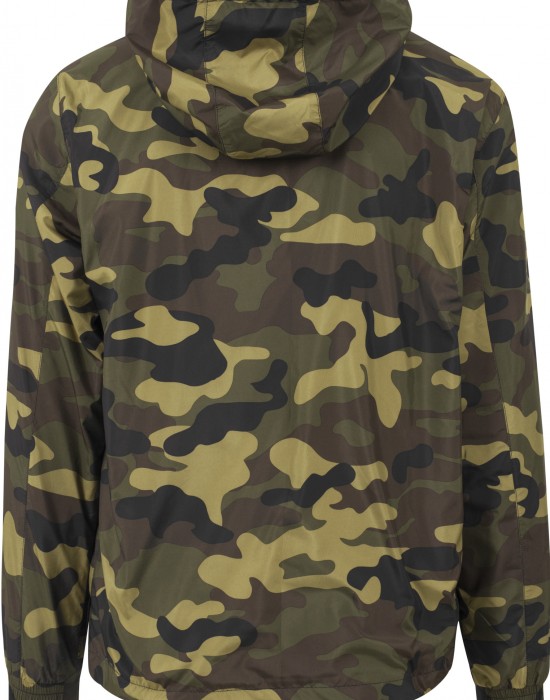 Мъжко яке ветровка в камуфлаж Urban Classics woodcamo