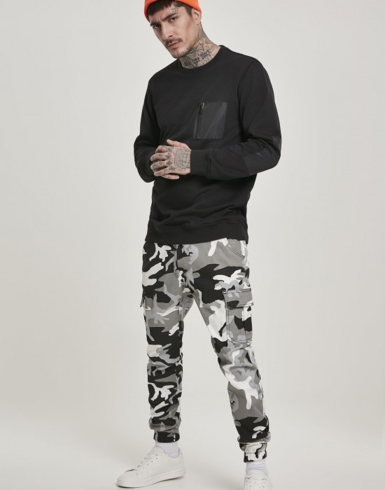 Мъжки панталон в сив камуфлаж Urban Classics snow camo