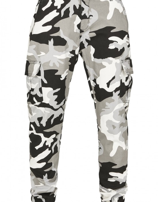 Мъжки панталон в сив камуфлаж Urban Classics snow camo