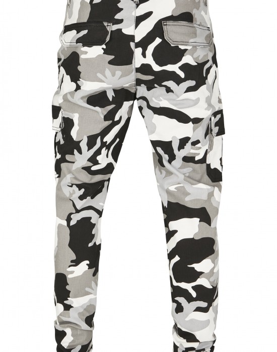 Мъжки панталон в сив камуфлаж Urban Classics snow camo
