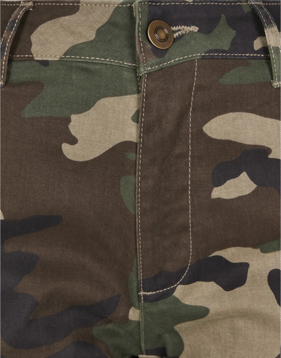 Дамски карго панталон в зелен камуфлажен цвят Urban Classics Ladies High Waist Camo Cargo Pants