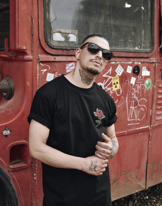 Мъжка тениска Mister Tee Rose в черен цвят