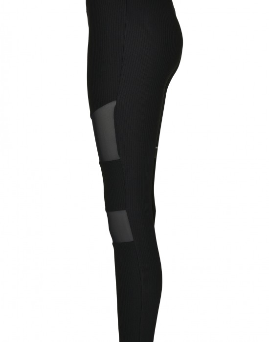 Дамски клин в черно от Urban Classics Ladies Tech Mesh Rib 